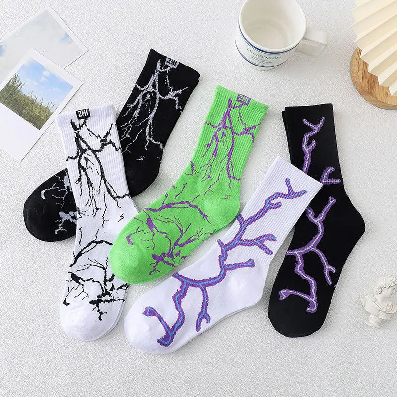 

HF cotton new sports Lightning print socks flash street men's socks