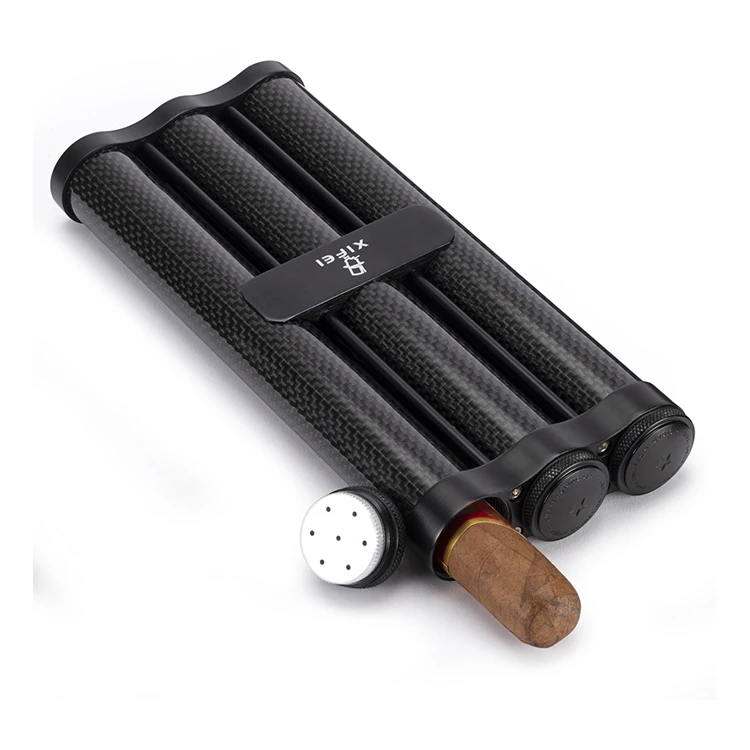 

Wholesale Good Quality Portable Carbon Fiber 3 Finger Cigar Case with Humidifier, Black