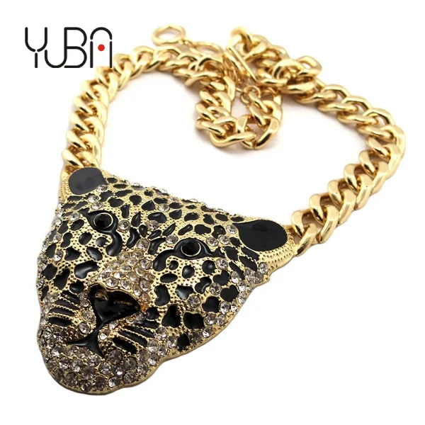 

Halloween Iced Out Large Jaguar Pendant Gold Plated Link Chain Necklace Fashion Sweater Chain