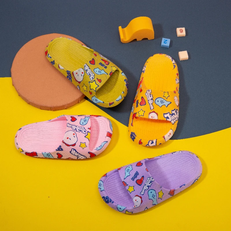 

Wholesale 2021 New Printed Pvc Waterproof Beach Kids Slippers