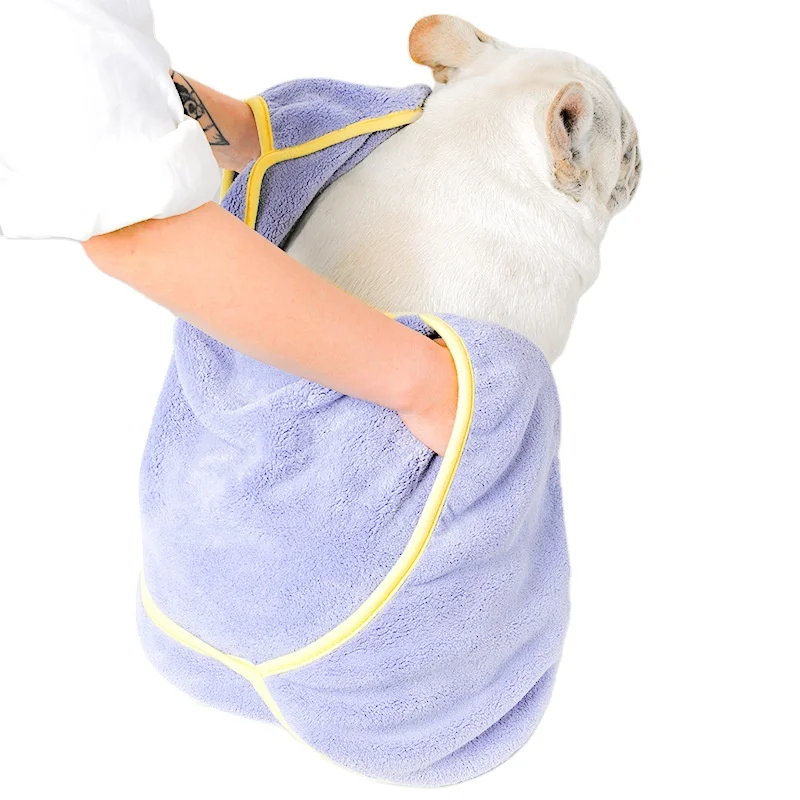 

Custom Wholesale Cartoon Logo Towels Pet Hair Cleaning Use Washable Quick Dry Absorbent Microfiber Dog Towel, Picture