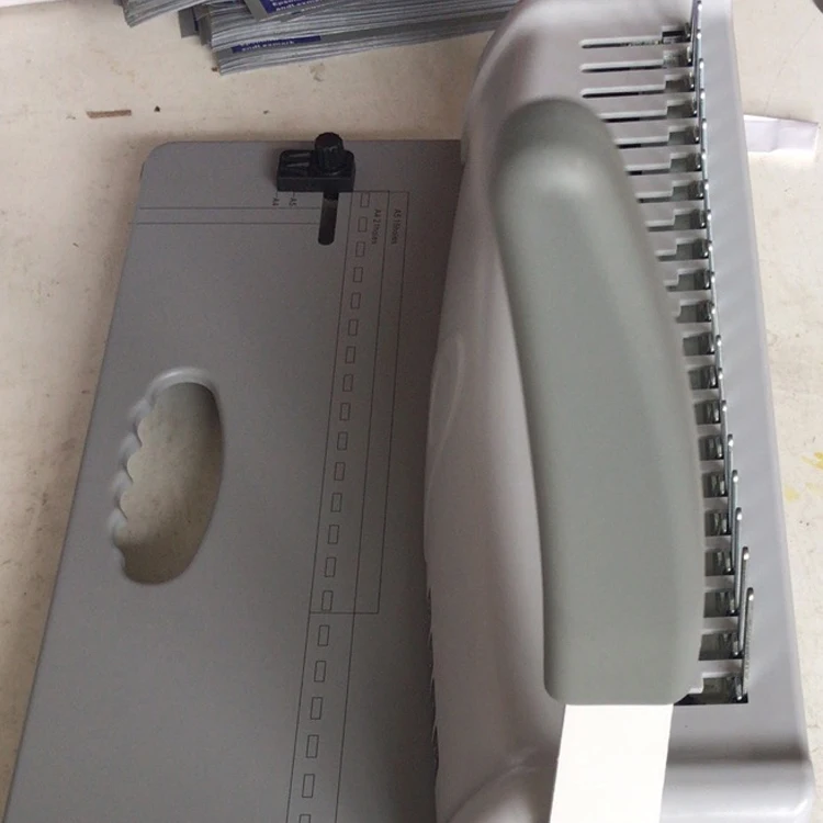 Comb binding Machine 1-4.jpg