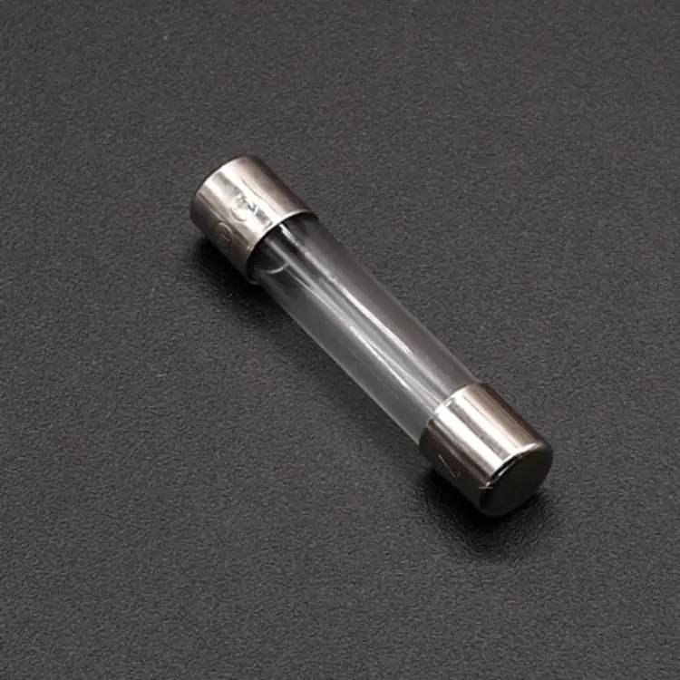 Customized Box Ip65 Waterproof Connector Mini Fuse Holder 6mm X 30mm