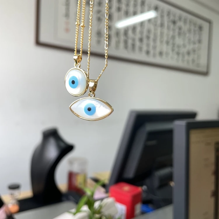 

Fashion Golden Plated Blue Shell Evil Eyes Shaped Oval Pendant Diamond Dainty For Women Necklace