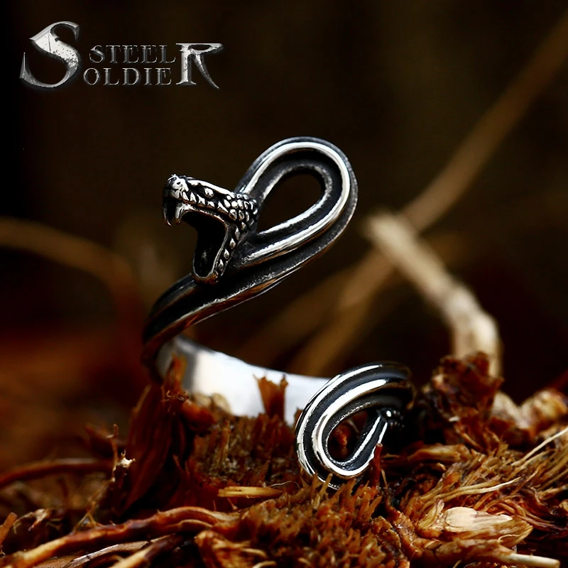 

SS8-1042R Steel Soldier 2023 new Retro Punk Gothic Jewelry Trendy Stainless Steel Snake Ring For Women Men Gift