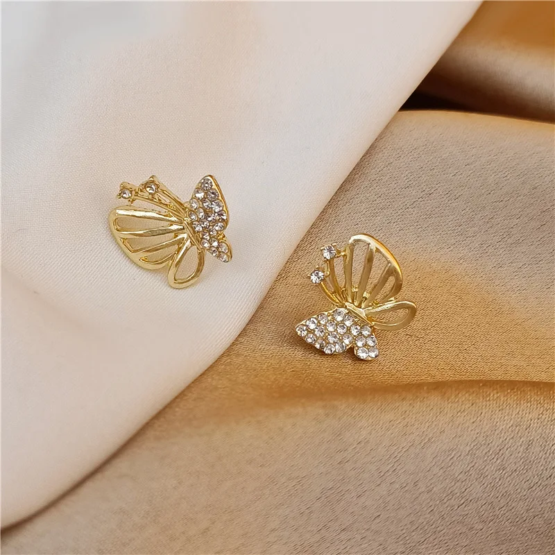 

S925 silver needle Korean temperament elegant design sense butterfly earrings female niche light luxury simple wild earrings ear