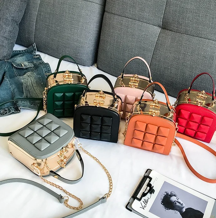 

Luxury Jelly Purses And Handbags For Women Vintage Diamond Metal Buckle Handbag Vendors Fashion Shoulder Handbag 2021