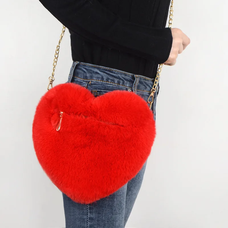 

2021 Bestseller Fashion Furry Purse Lady Heart Shaped Faux Fur Handbags Chain Shoulder Bags for Teen Girls Women Winter, As picture