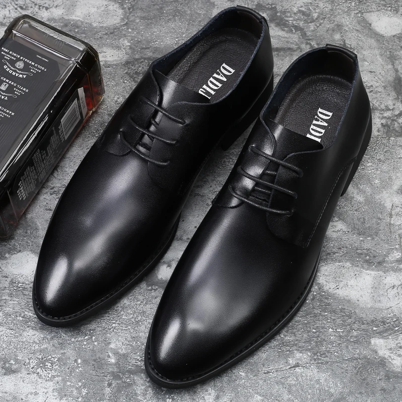 

New Men Dress Shoes Shadow Patent Leather Luxury Fashion Groom Wedding Shoes Men style Oxford dress Shoes