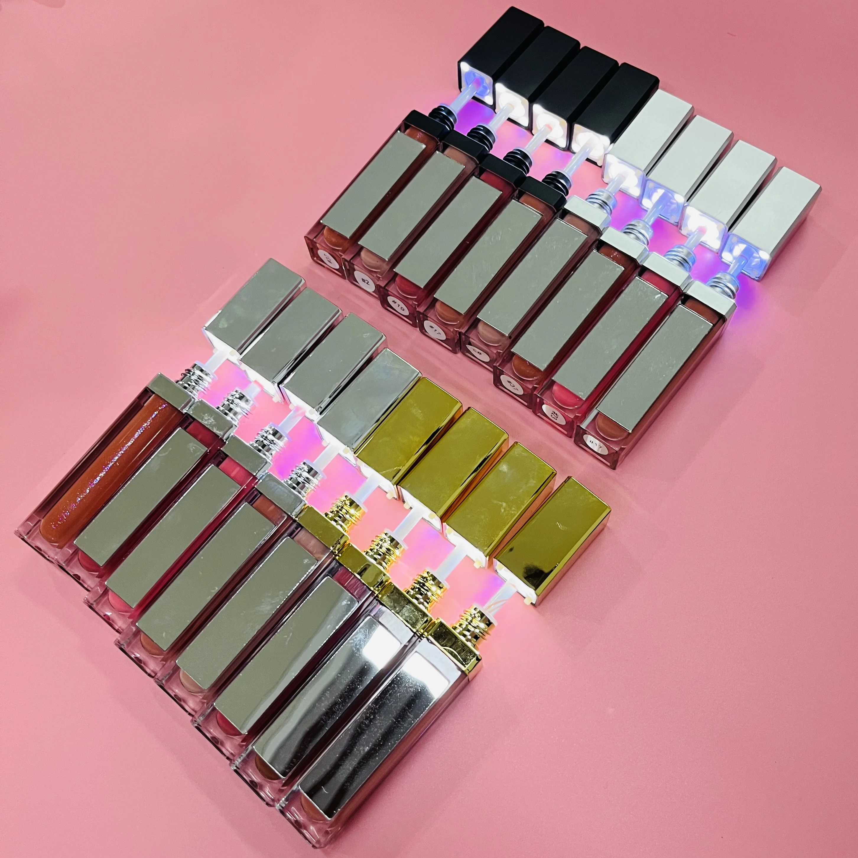 

Luxury light up lip gloss tube with mirror with lip gloss private label