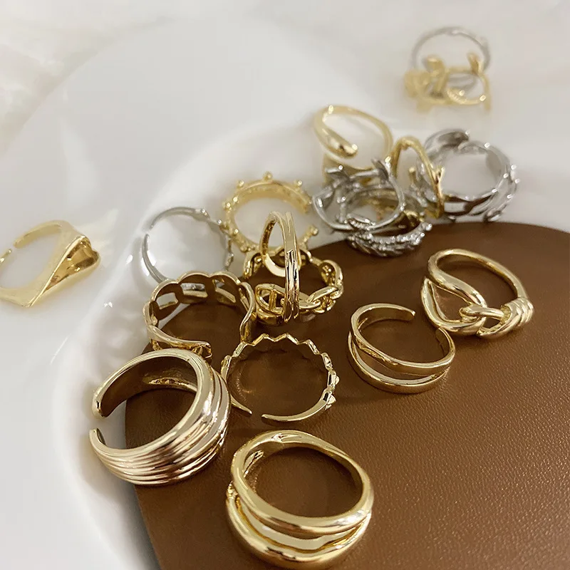 

Wholesale Cheap 18K Real Gold Plated Simple Resizable Rings for Women Girls, Golden