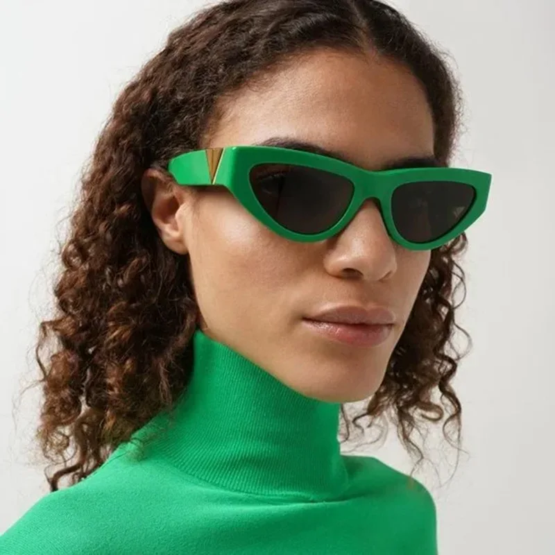 

LBAshades 2023 New arrival cat eye sunglasses women's fashion YK2 small frame sunglasses men shades uv400 wholesale