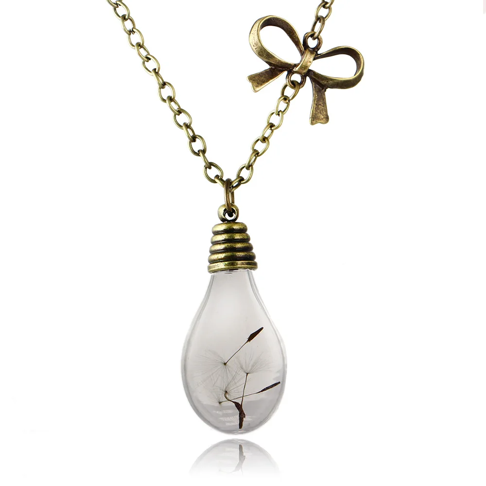 

Creative Bulb Dry Floating Dandelion Pendant Necklace Fashion Ladies Jewelry