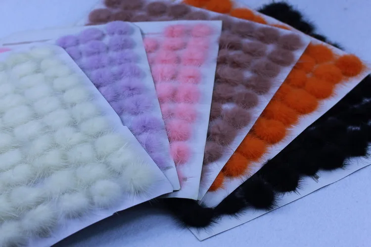 Mink fur pom poms (5).JPG