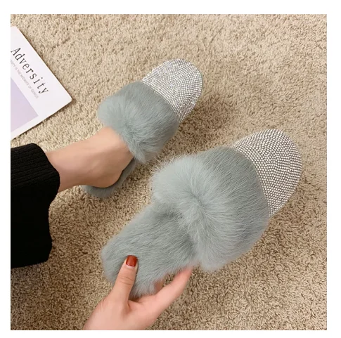 

Big Size Slippers Female Ladies Designer Shoes Women Luxury 2021 Rhinestone Fur Crystal Slides Mules Slippers Flats Lady Shoes