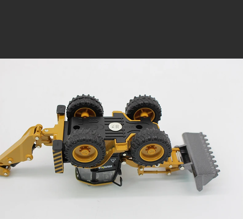 HUINA 1704 1:50 metal die cast static both excavator and bulldozer with high quality
