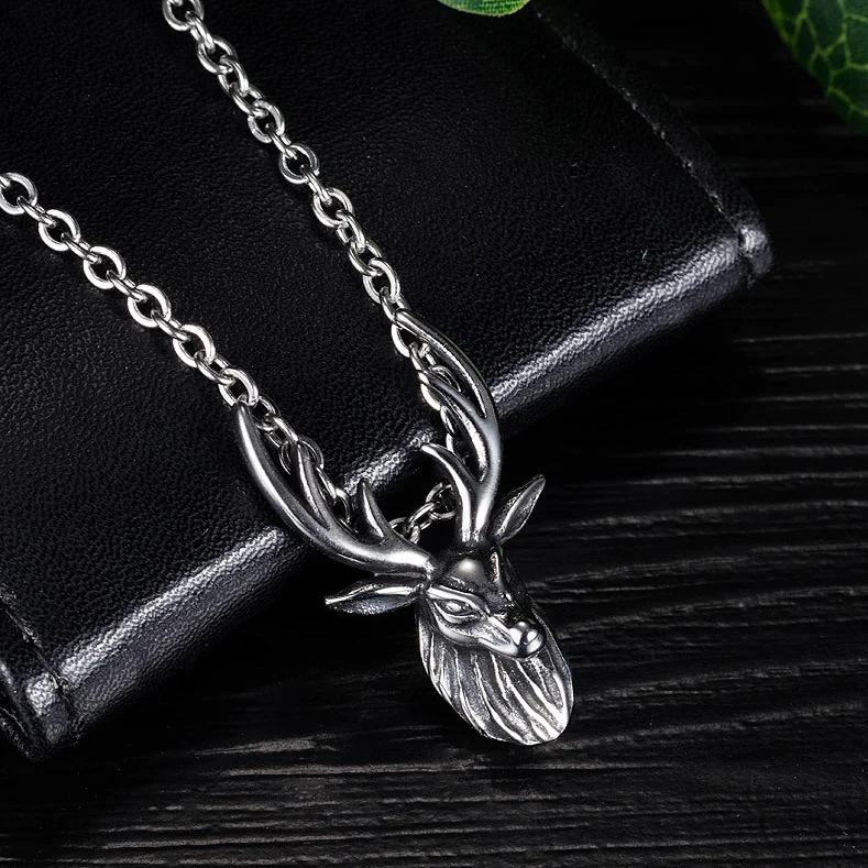 

Personalized Stainless Steel Vintage Sika Deer Pendant Necklace Antler Christmas Gift Men Jewelry Necklace