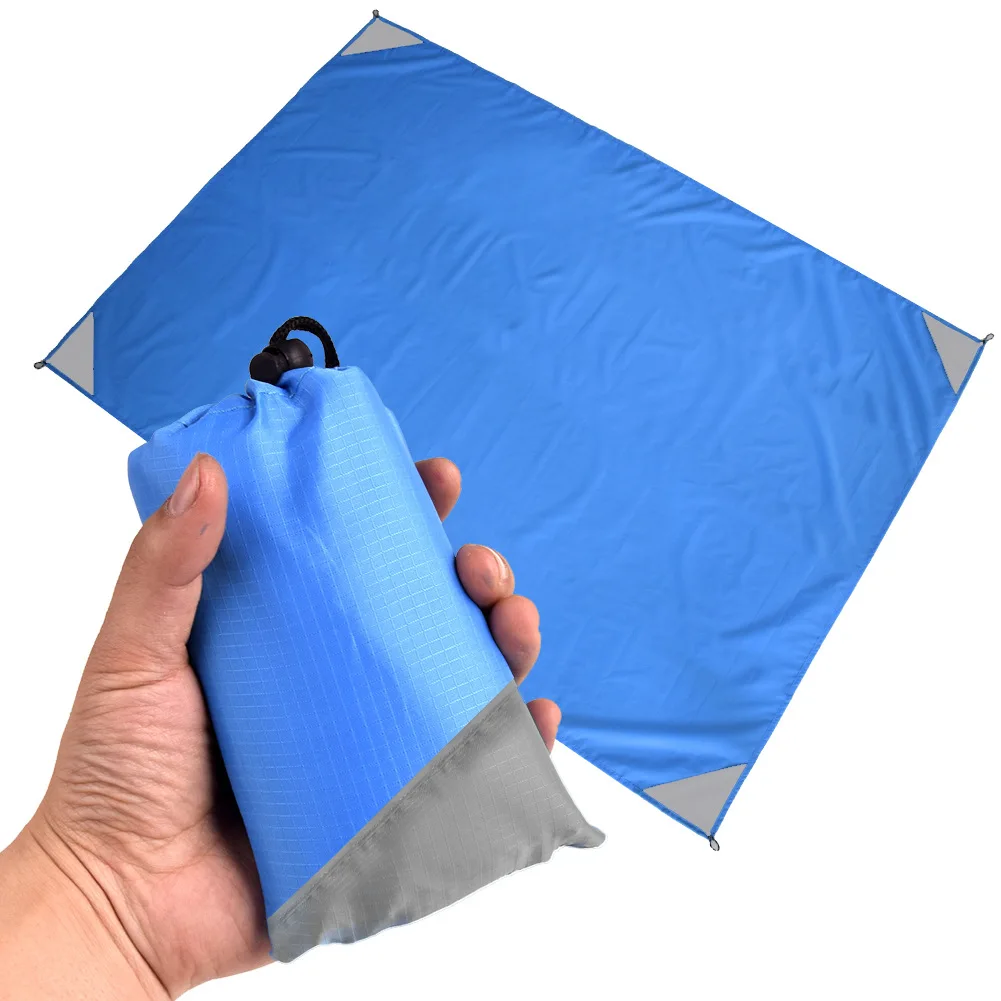 

Waterproof Folding Picnic Pad Customized Portable Outdoor Camping Mat with Bag