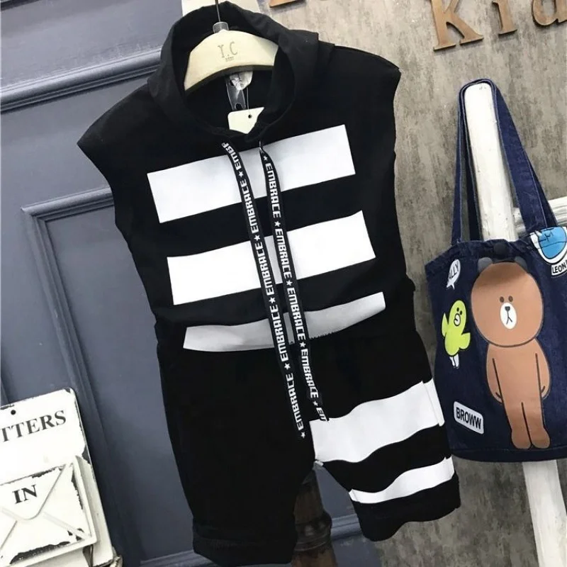 

Wholesale Summer Handsome Sleeveless Kids Clothing Set, Picture shows