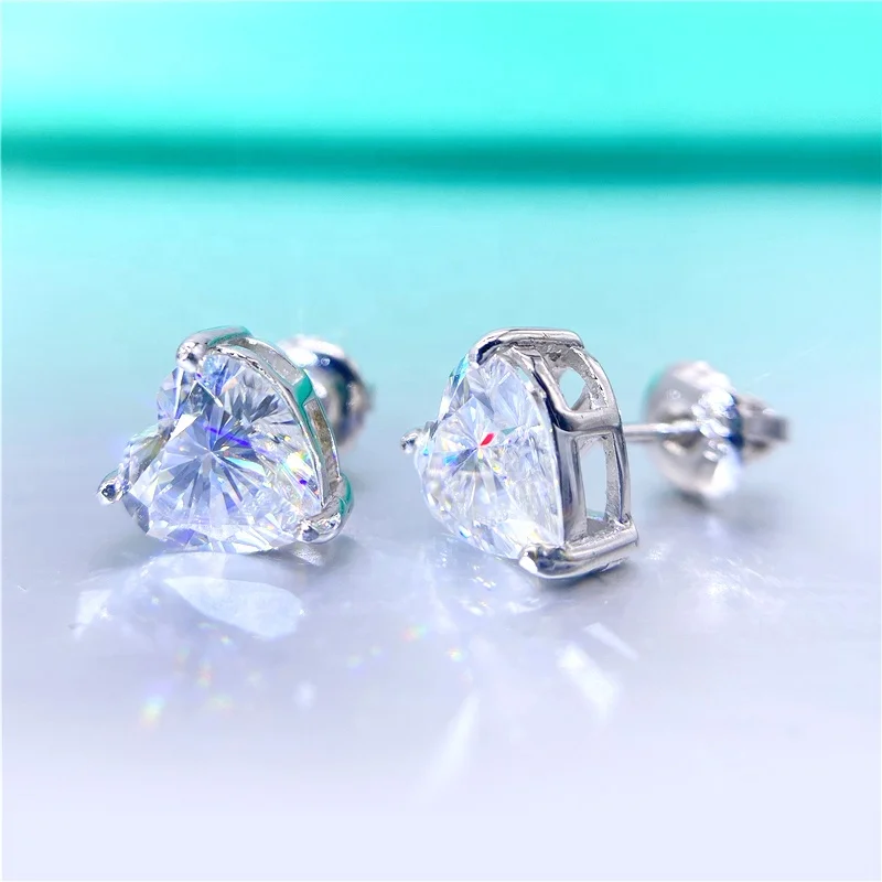 

Classical Women Moissanite Diamond Stud 925 Sterling Silver Heart Earrings