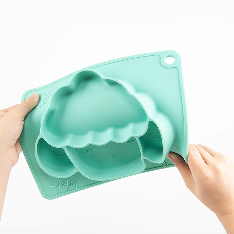 

Wholesale Baby Feeding Cloud Shaped Silicone Dinner Plate with Suction Cup