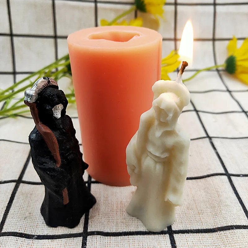 

B-2007 Small Size! Standing Grim Reaper Silicone Mold Aromatherapy Candle Mould Death Wizard Yama Candle Moulds Molde de vela, Random color