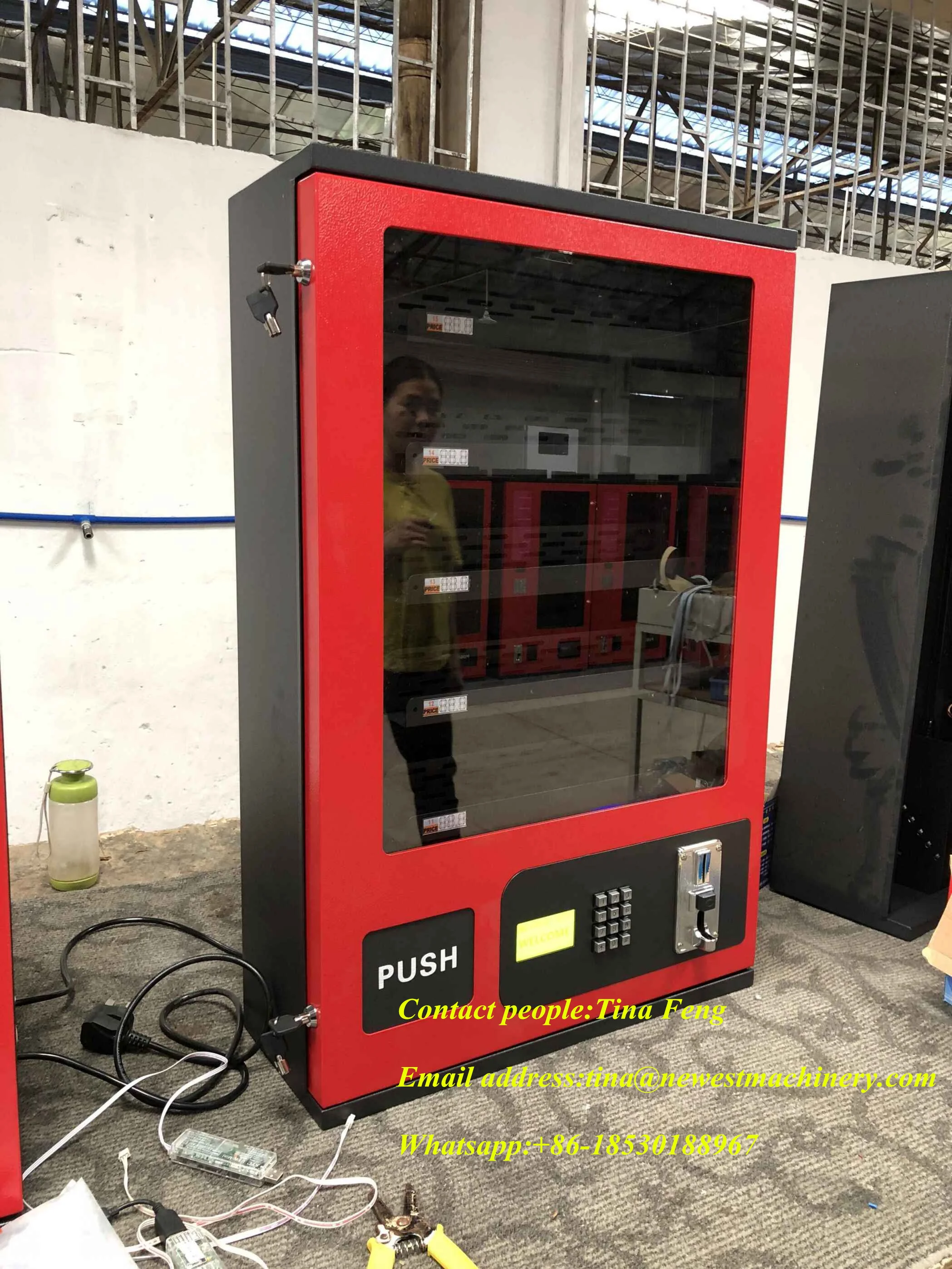 Good Price Food Vending Machine/snack Vending Machine/condom Vending