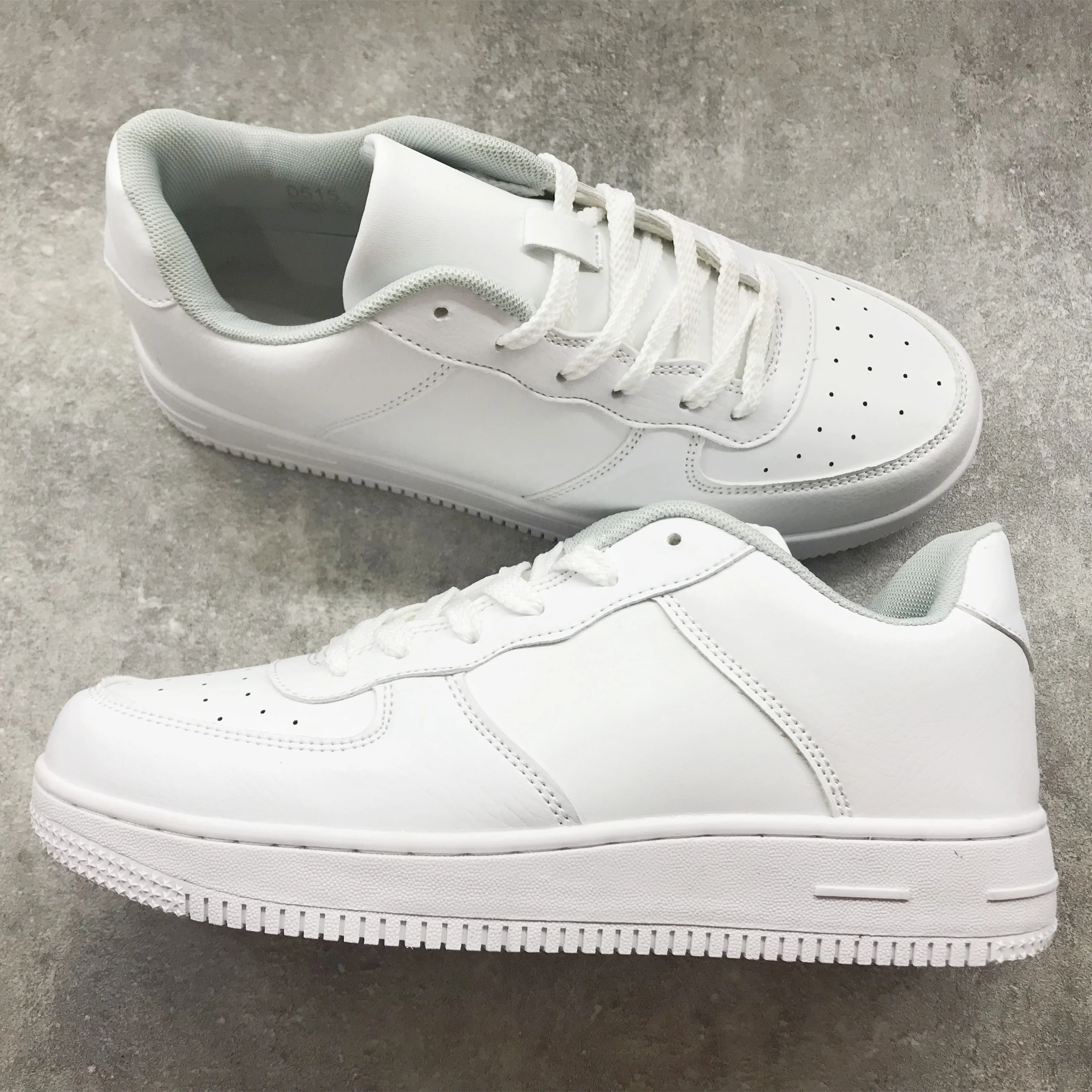 

High quality Branded Fashion White Forces 1 rubber outsole genuine leather upper Low cut Sneakers Mens Womens Shoes