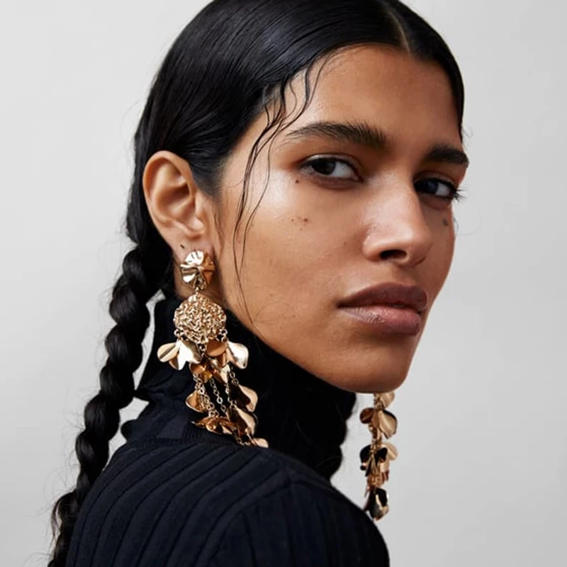 

Metal Heart Pendant Retro Style Trend Earrings Round Earrings for Women