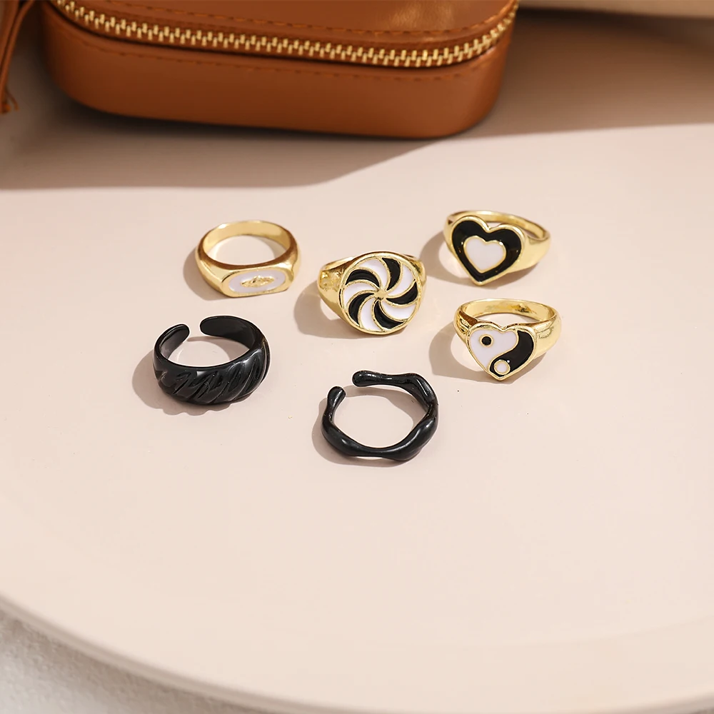 

2021 Hot Selling Set Rings for Women Butterfly Heart Finger Ring Gold Plated Rhinestone Jewelry