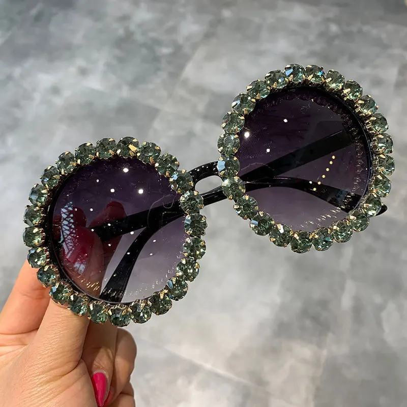 

Morvan Fashion Girl Rhinestone Trend Sun glasses Luxury Retro Women Round Oversized Diamond Shades Sunglasses, Custom colors
