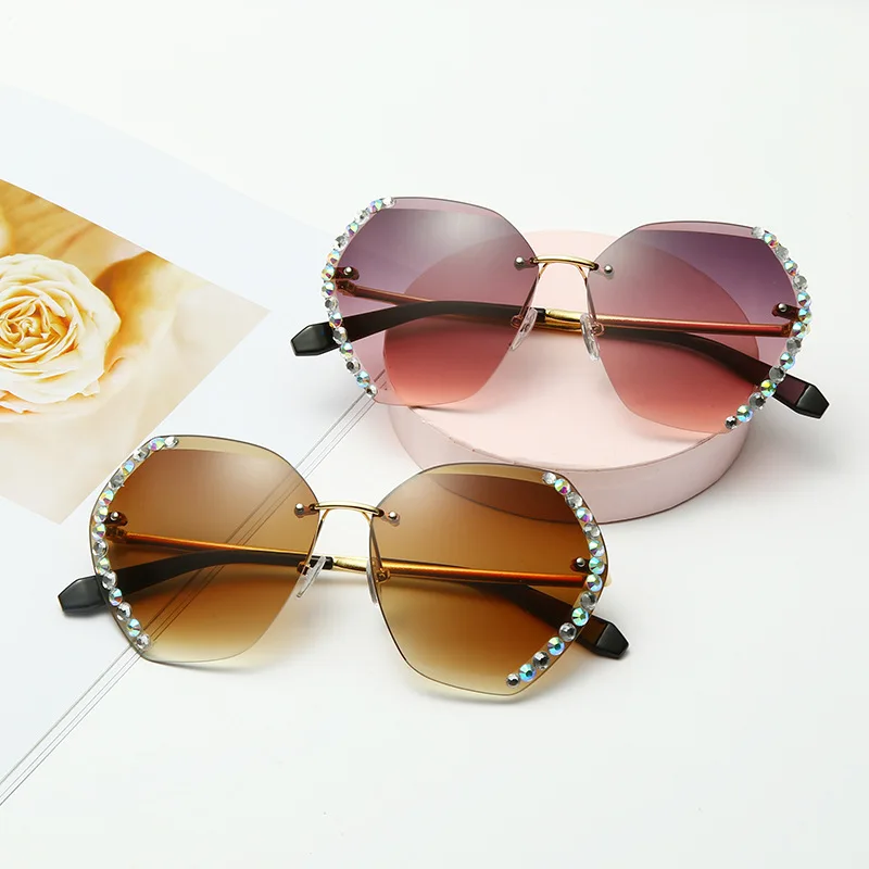 

SKYWAY Fashion Oversized Rimless Sunglasses Luxury Retro Women Sun Glasses With Diamond