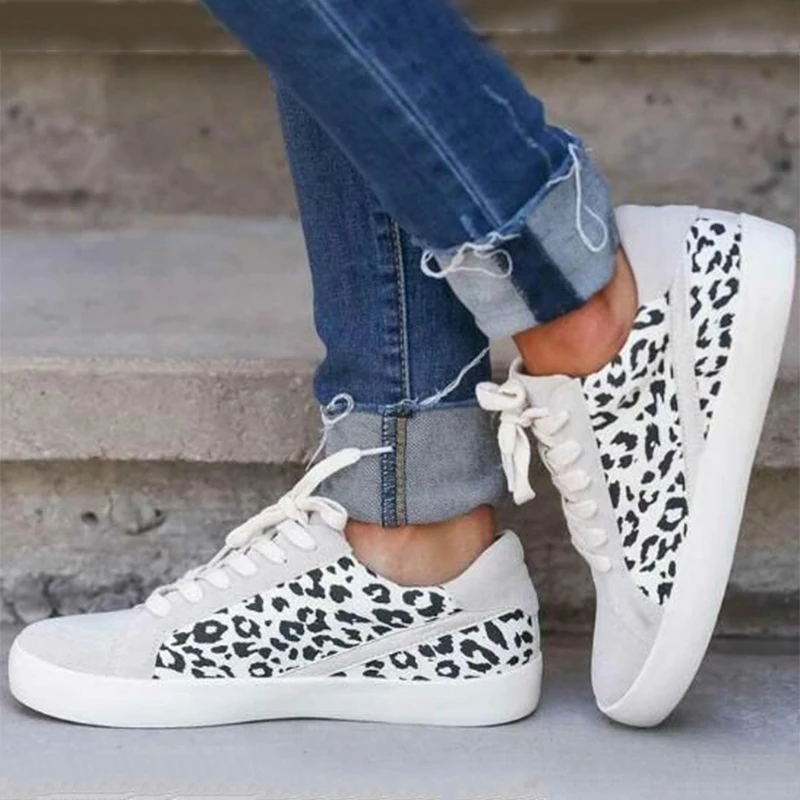 

Women Casual Lace Up Leopard Print Sneakers