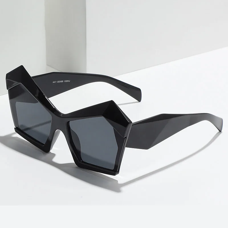 

Asymmetric trendy fashion sunglasses women 2022 UV400 personality stylish street ins style luxury sunglasses, As the pictures show