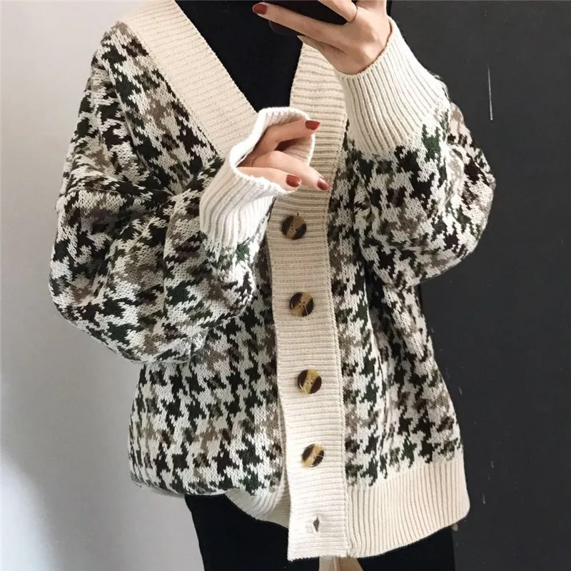 

2021 New fashion autumn winter Plaid Knitted cardigan women ladies long sweater cardigan