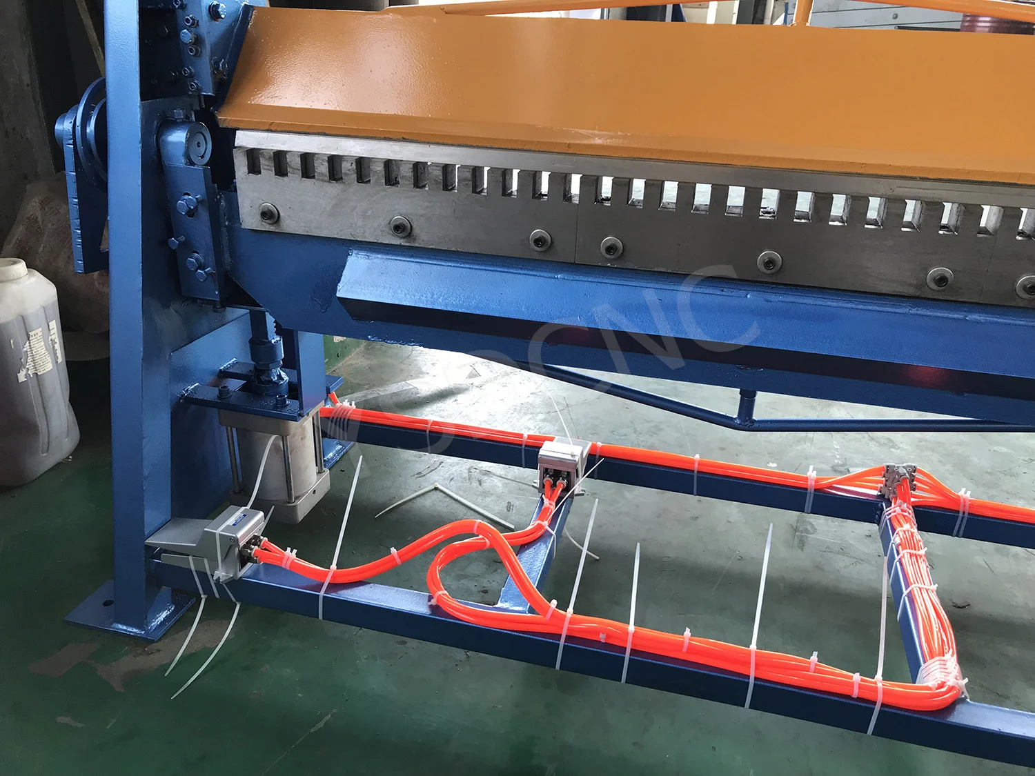 Hvac Duct Tdf Flange Pipe Forming Bending Machine Tdf Flange Bending Folder Machine Buy 