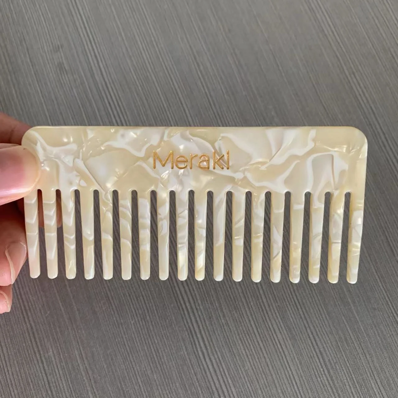 

BSCI Audited Factory Wholesale Custom Logo 4 mm Korean Women Girls Wide Tooth Hair Eco Cellulose Acetate Hair Comb