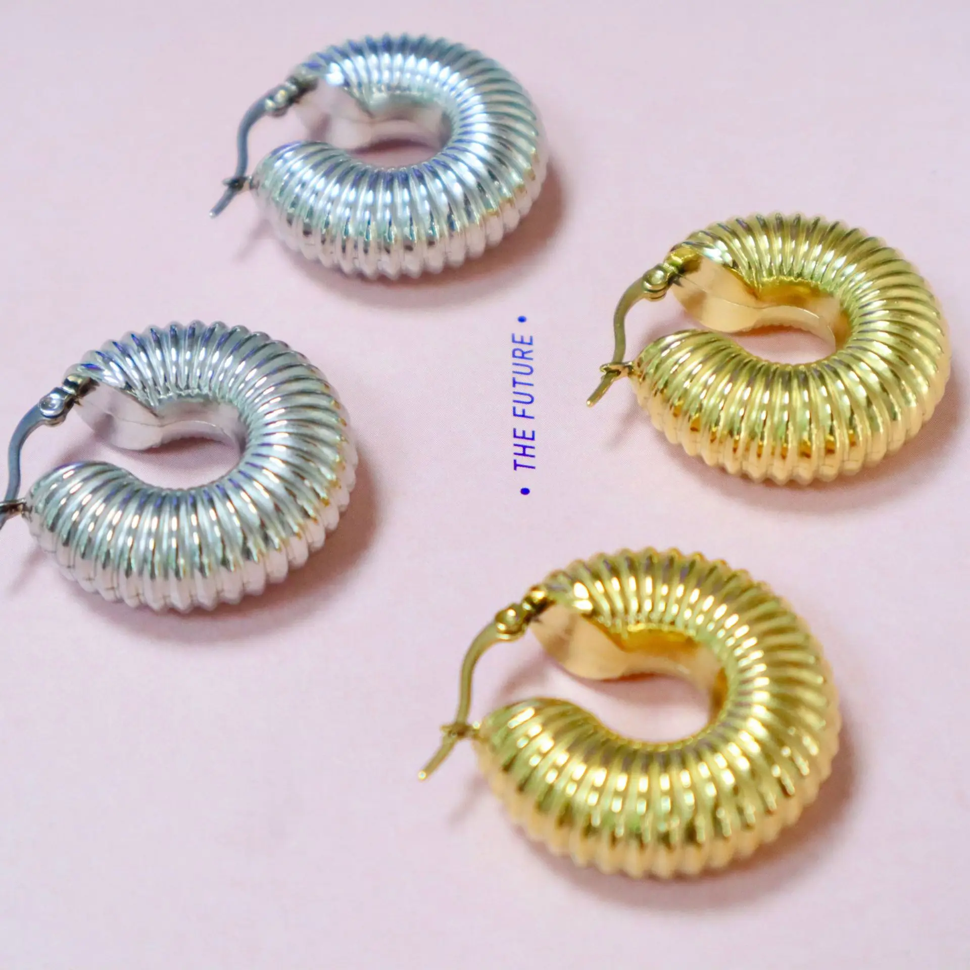 

Geometric Earrings Ins 18K Gold Stainless Steel Hollow Square Conch Earring Bijoux Jewelry Wholesale, As picture shows