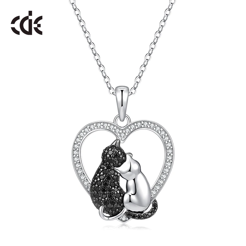 

CDE YP1656 Animal Jewelry 2023 Solid 925 Sterling Silver Pendant Heart-Shaped Collar De Plata Cat Pendant Necklace Women