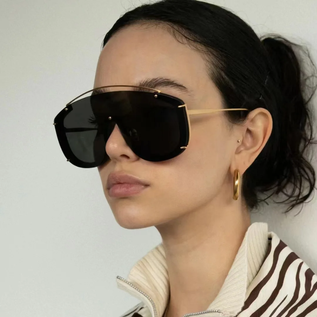 2022 New Fashion Oversized Frameless Women's One Piece Sunglasses Glasses Metal Leg Retro Men's Outdoor Sunglasses UV400