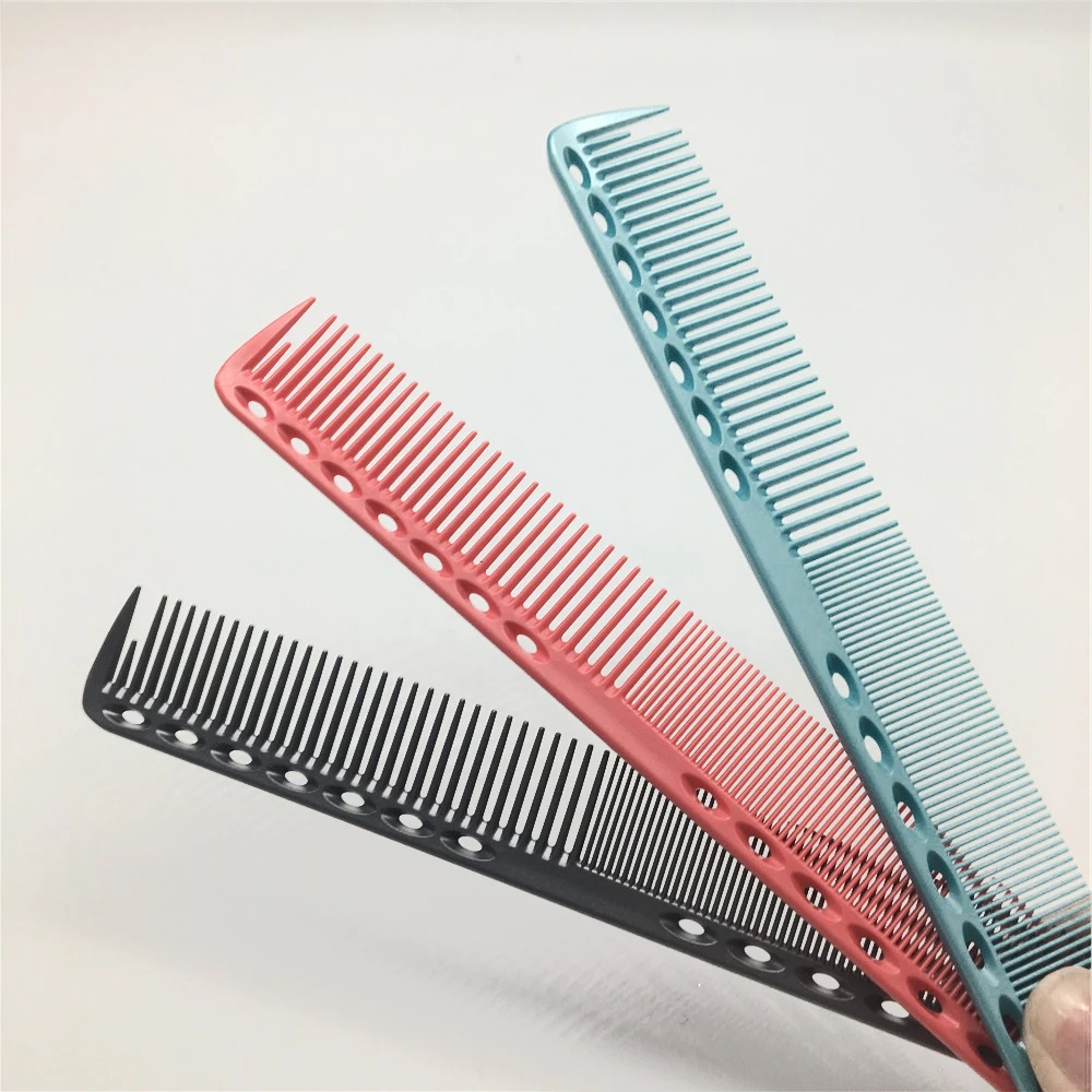 

STOCK Professional Antistatic Plastic Carbon Fiber Comb Barber Comb for Hair Salon, Any color is available