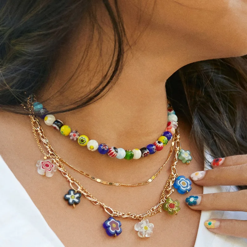 

Dylam Hot Sales Summer Personalized Unique Round Beaded Colorful Flower Necklaces Jewelry Acrylic Necklace