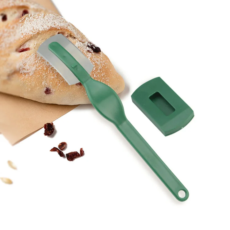 

A209 Baking Tools Bread Cutting Knife with Lid Stainless Steel Curved Bread Trimming Knife