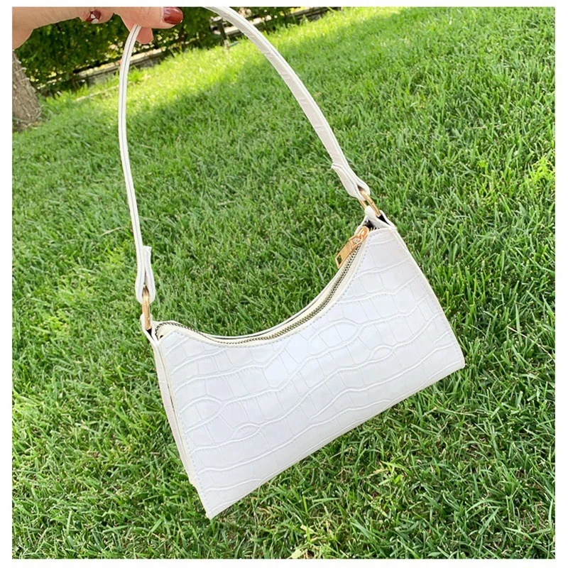 

Solid Color Ladies One-shoulder Diagonal Handbag, Picture color