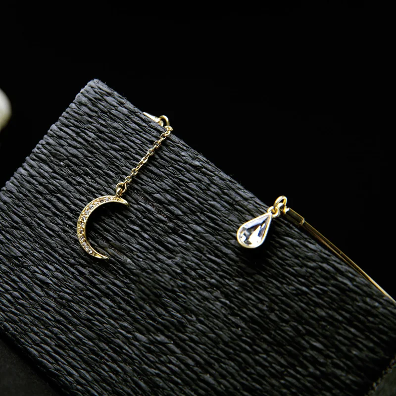 

xl00575a Moon Charm Necklace, Gold Plated Siderosphere Choker Necklace Jewelry, As picture