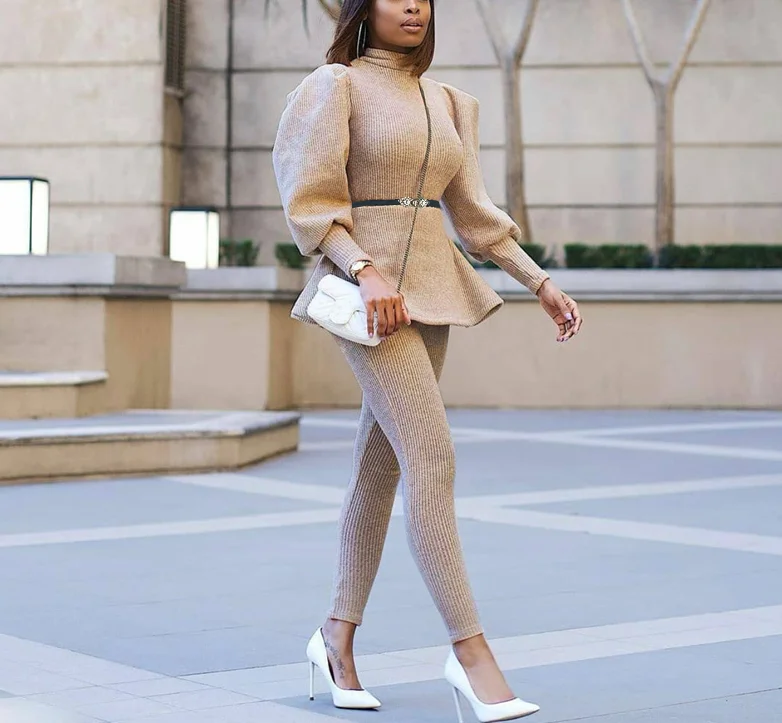 

2022 Autumn Winter Oversized Waist Belt Women Casual Two Pieces Set, Khaki