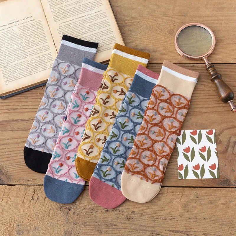 

Sweat Absorbent Casual Adult Women Wear Colorful Floral Design Tube Socks
