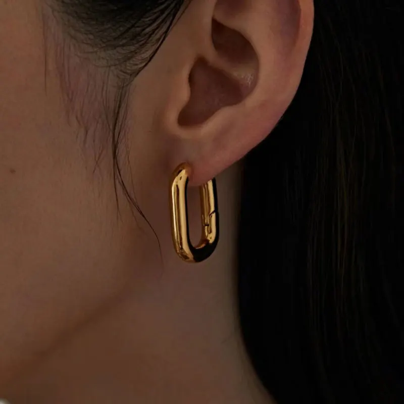 

Minimalist Oval Metal Geometric Hollow Rectangle Earrings 18k Gold Plated 316 Stainless Steel Waterproof Hoop Earrings Jewelry