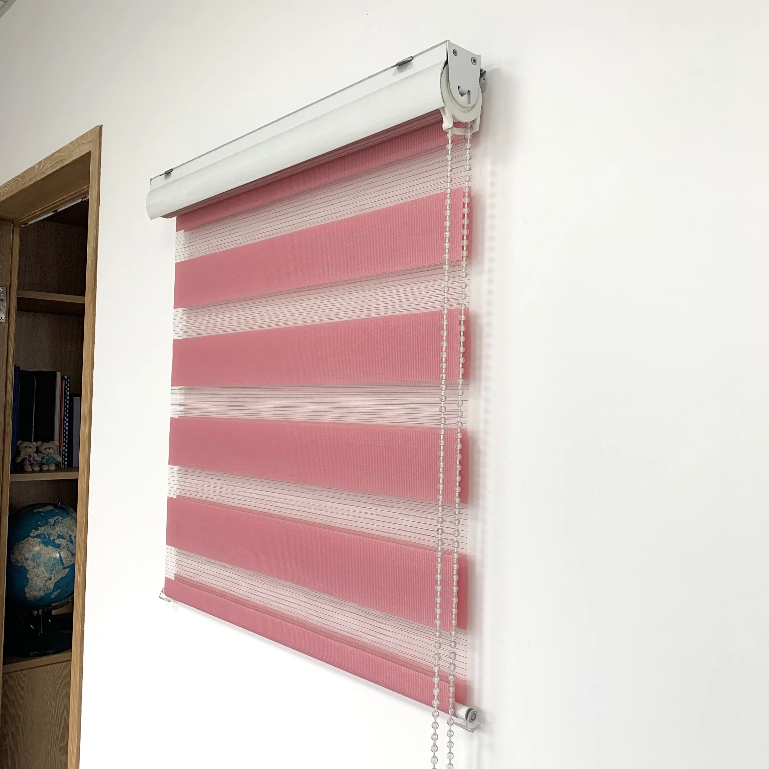 

Ready Made Double Roller Blind Made In China Zebra Roller Blind Soft Window Horizontal Style Fabric