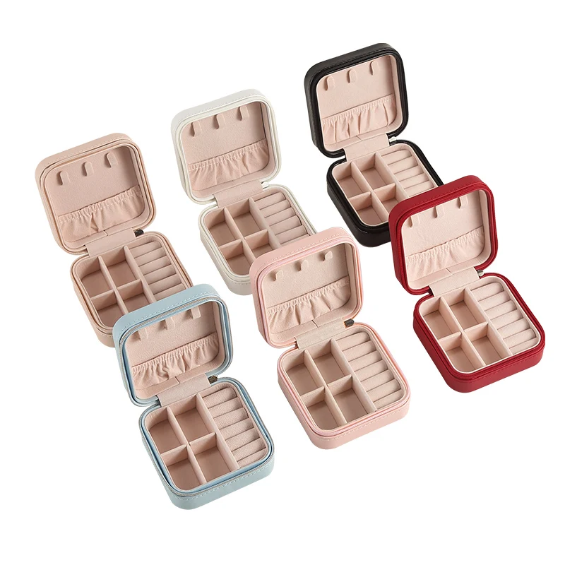 

Custom Logo PU Leather Travel Jewelry Box Organizer Velvet Small Square Jewellery Storage Case for Ring Earring Necklace Gift